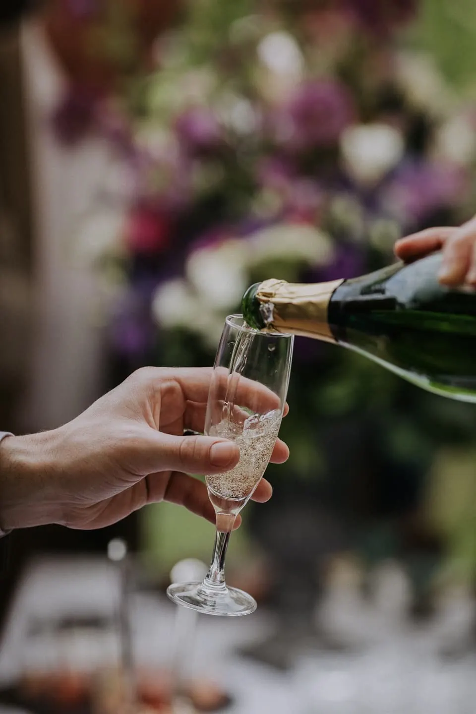 Le vin d’honneur — mariage par Brian Photographe (7)