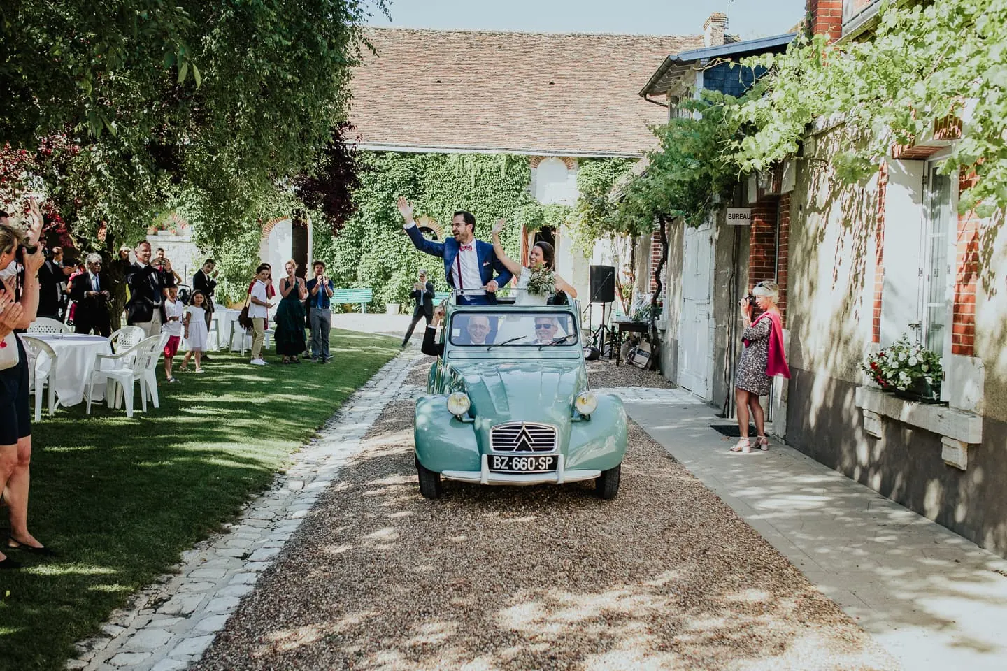 Le vin d’honneur — mariage par Brian Photographe (9)