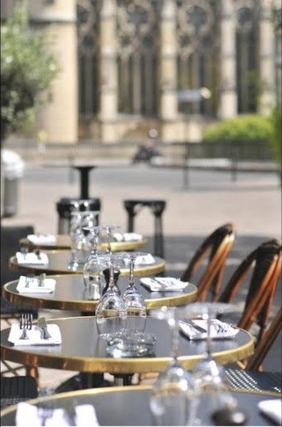 La façade du restaurant à Saint-Germain-en-Laye