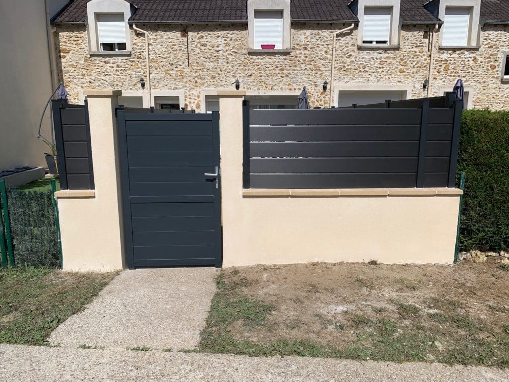 Clôture avec portail aluminium — Orgeval, Yvelines (78)
